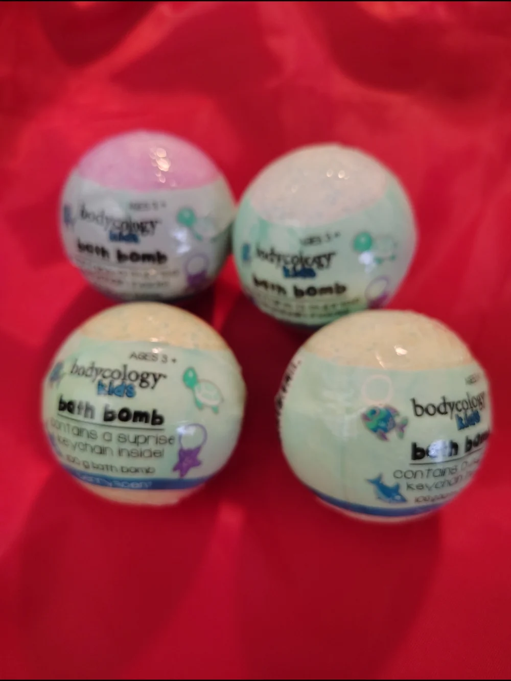 Berry Scent Bath Bombs (4) - Assorted Pastel Colors
